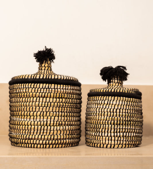 mand in doum - zwart