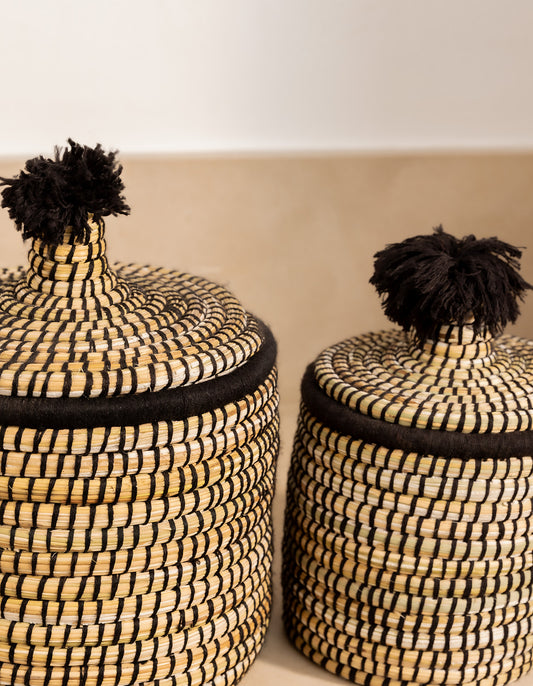 mand in doum - zwart